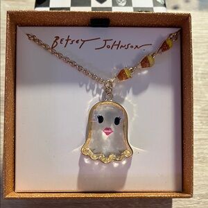 NIB / NWT Betsey Johnson Gold and White Girly Ghost Necklace